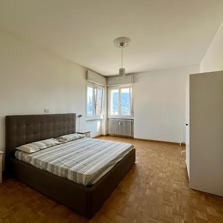 Apartment Sole&lago Sul D'iseo A Sarnico